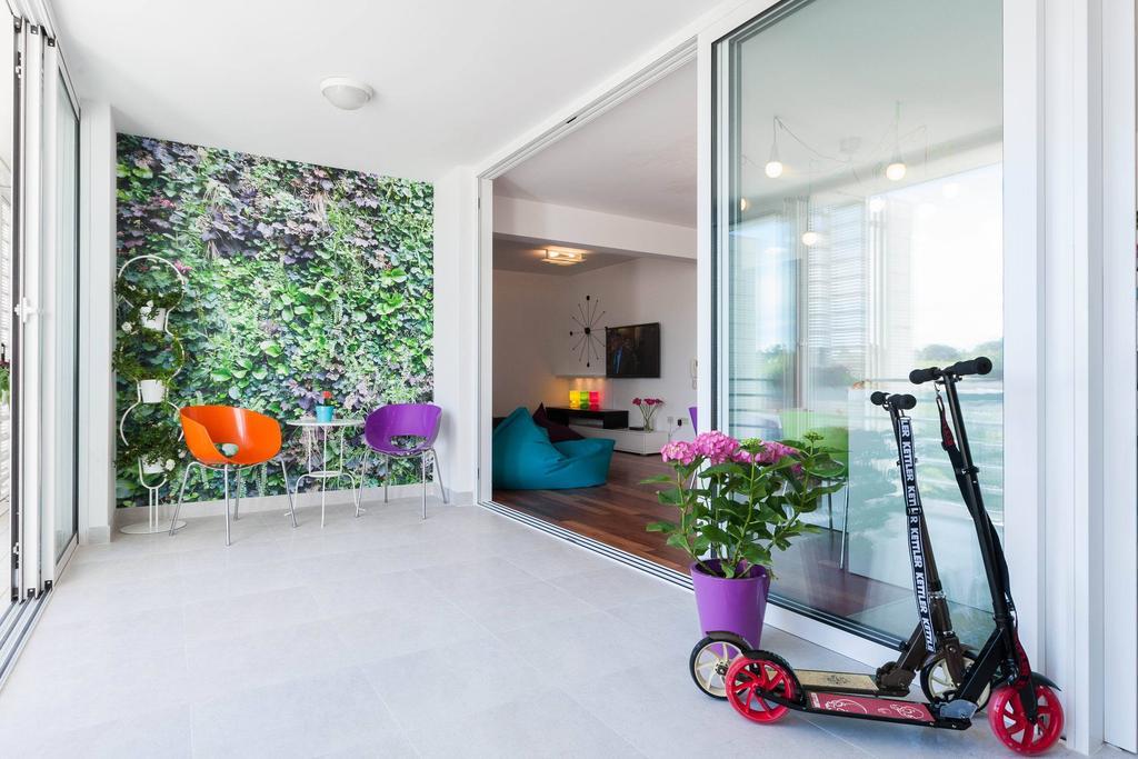 Apartment White Towers Residences